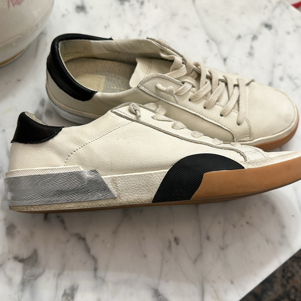 Dolce Vita Dena sneaker white black silver size 9 excellent condition